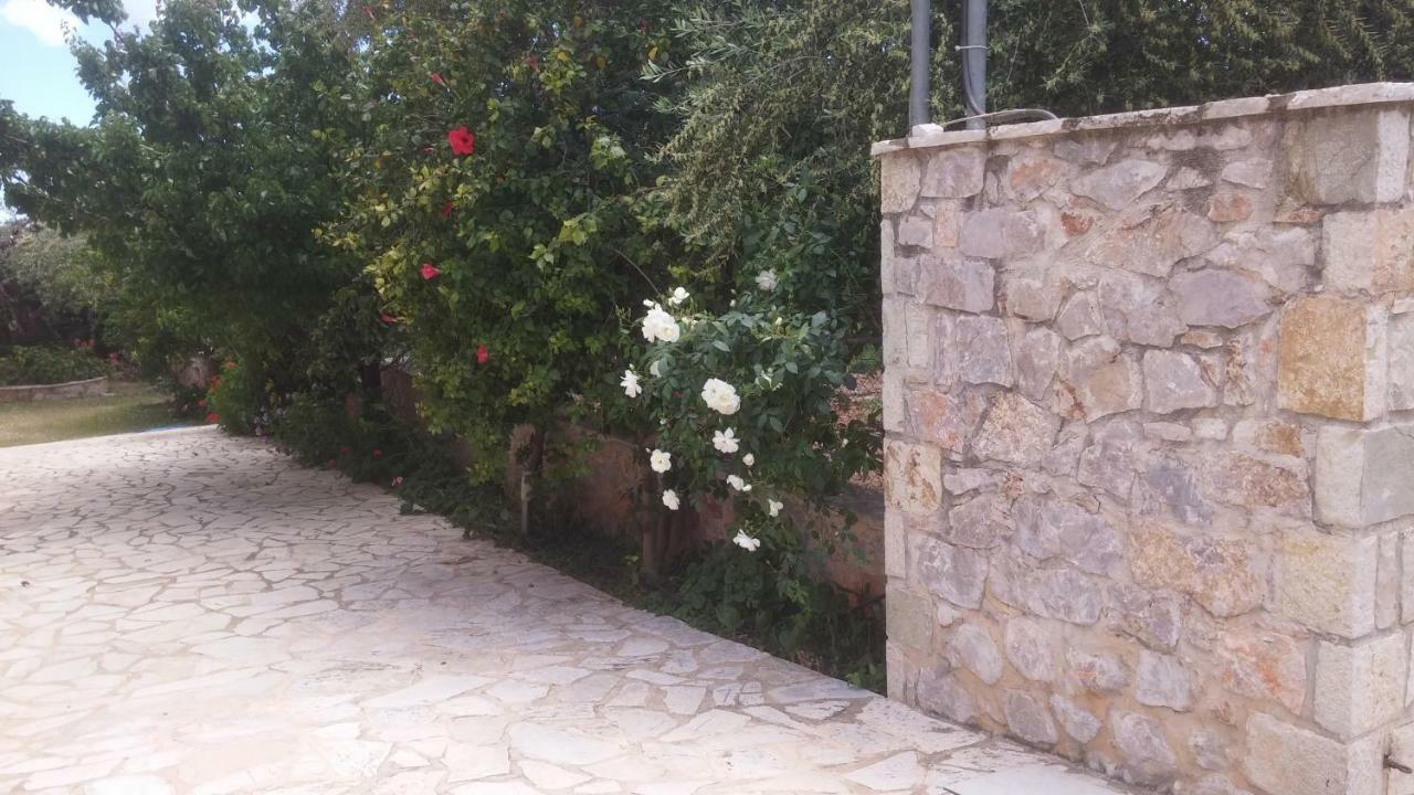 Hotel Patelis Poulithra Exterior photo