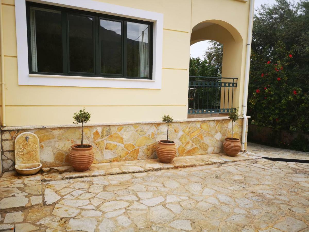 Hotel Patelis Poulithra Exterior photo